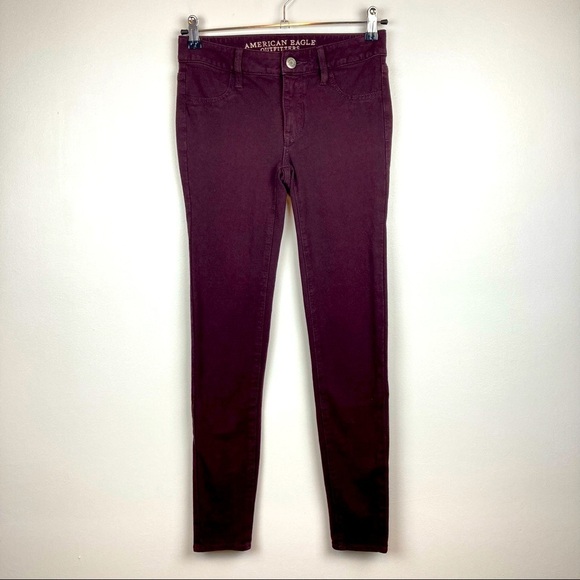 AE Straight Burgundy Stretch Jeggings - Picture 11 of 12